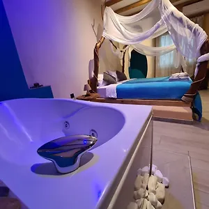 https://apt-thesspalace.hotelschalkidiki.net